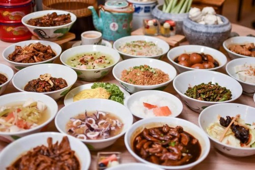 Spice Brasserie - 10 Teochew Porridge in Singapore Guaranteed to Warm You Up