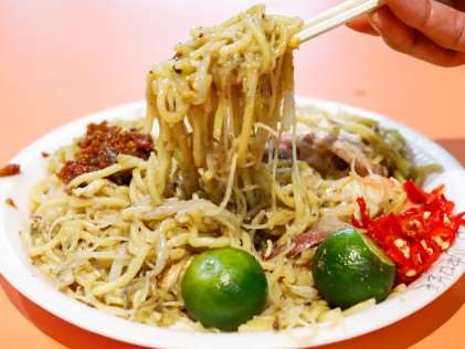 Tiong Bahru Yi Sheng Fried Hokkien Mee - Best Hokkien Mee in Singapore