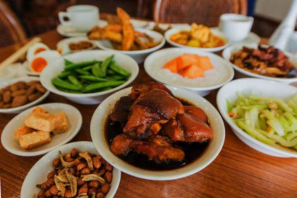 Crystal Cafe - 10 Teochew Porridge in Singapore Guaranteed to Warm You Up