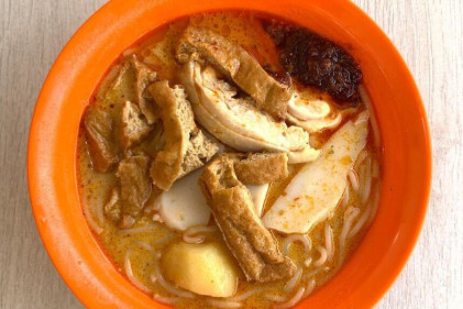 Sheng Kee Curry Chicken Noodle - 9 Food Stalls In Jalan Berseh Food Centre You Must Try