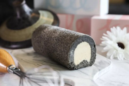Kele Roll Cake - 18 Black Sesame Cakes In Singapore That Will Leave You Wanting More
