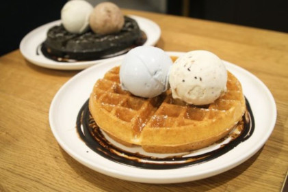 Apiary - 20 Best Waffles and Ice Cream in Singapore