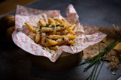 RedTail Bar by Zouk - 20 Spots For the Best Truffle Fries in Singapore