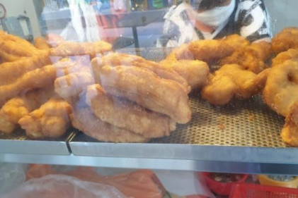 Farrer You Tiao - 15 Stalls to Try Out at Empress Road Food Centre