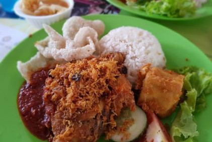 Ayam Penyet No. 1 - 25 Ayam Penyet in Singapore That Will Leave You Sweating For More