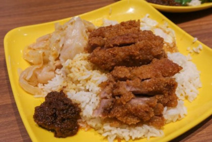 Hock Gooi Hainanese Curry Rice - 15 Stalls to Try at Market Street Hawker Centre