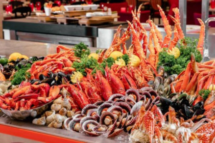 Carousel - 20 Halal Buffets in Singapore Serving Fresh Seafood, Mookata & KBBQ