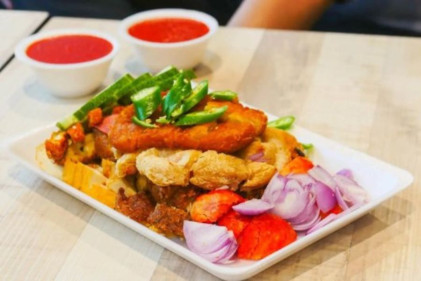 Al Mahboob Rojak - 10 Best Indian Rojak in Singapore That’ll Make You Forget Your Diet