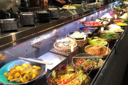 Hamburg Steak Keisuke - 7 Salad Bar Buffets in Singapore For Free-Flow Greens